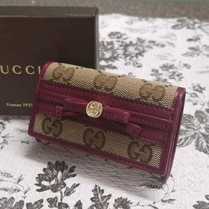 New Authentic Gucci key holder case purple w/box
